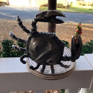 Mud Pie crab paper towel holder